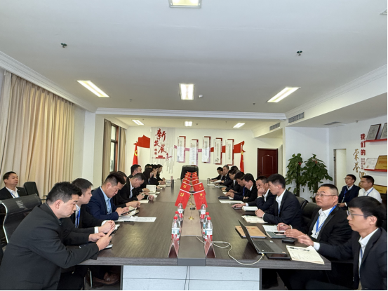 壓實責(zé)任 聚力攻堅 | 寶盈建設(shè)11月生產(chǎn)、安全、質(zhì)量管理總結(jié)會議圓滿召開!